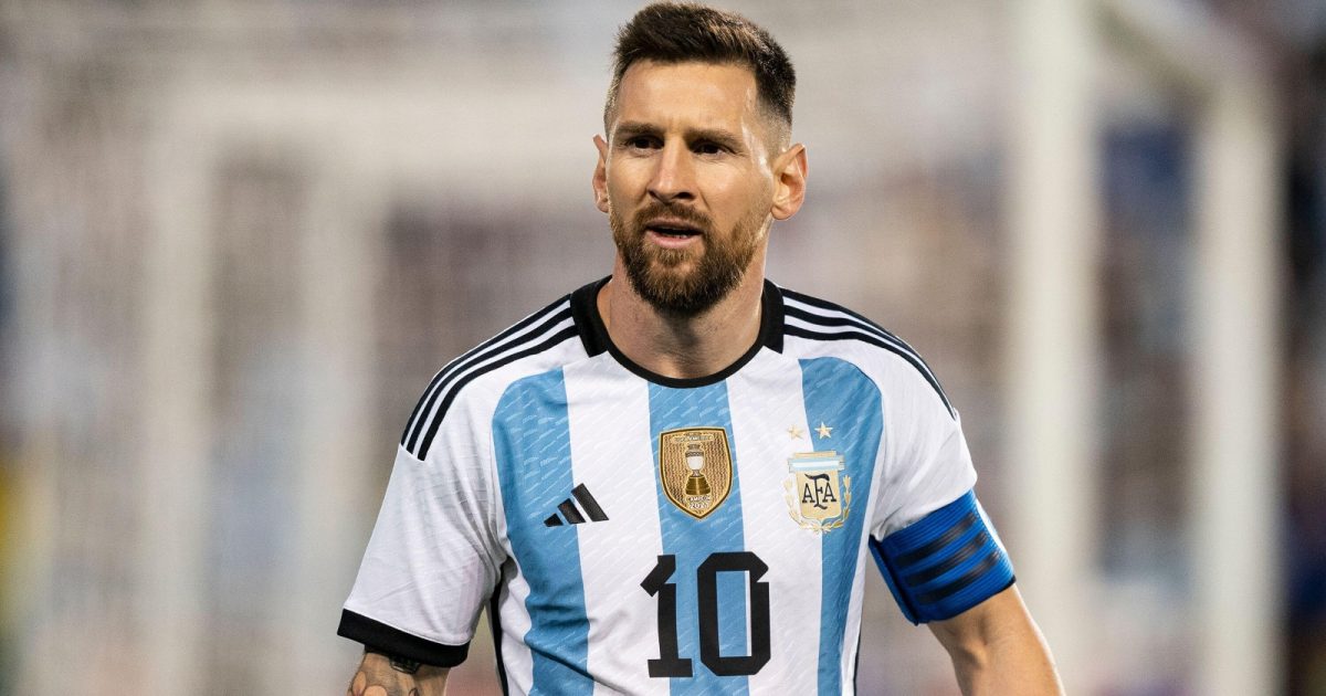 Lionel Messi Bio Career Net Worth Salary Wife